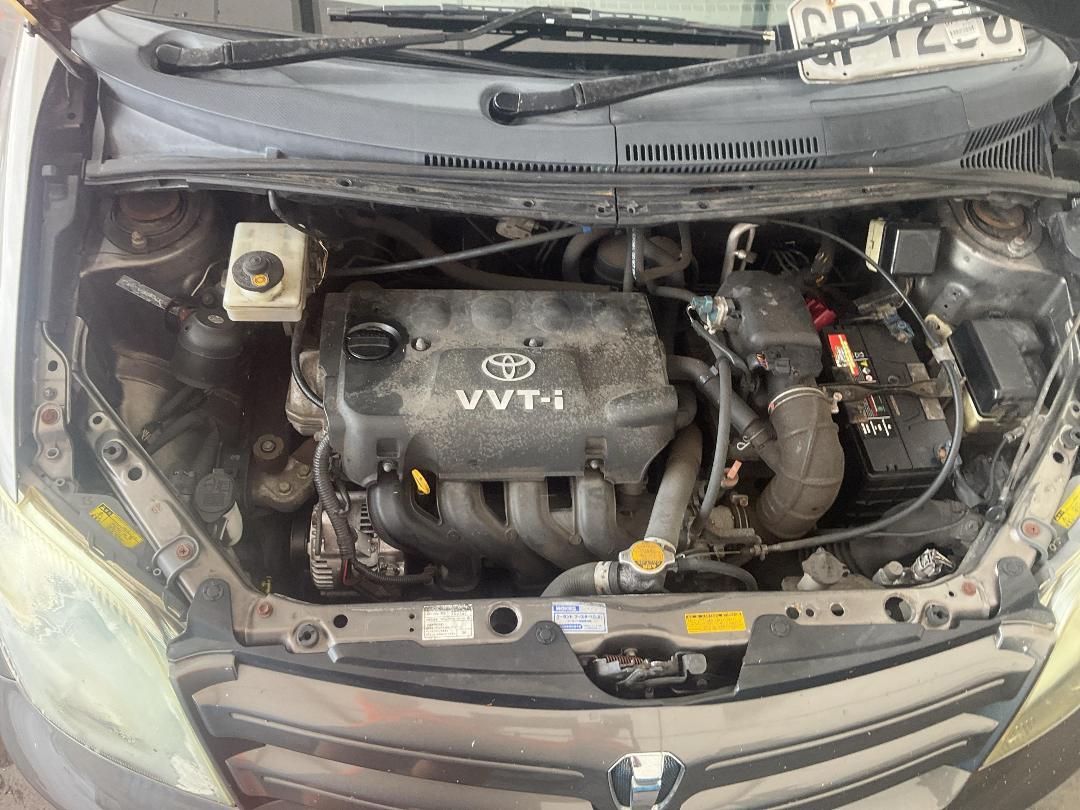 Photo '17' of Toyota IST