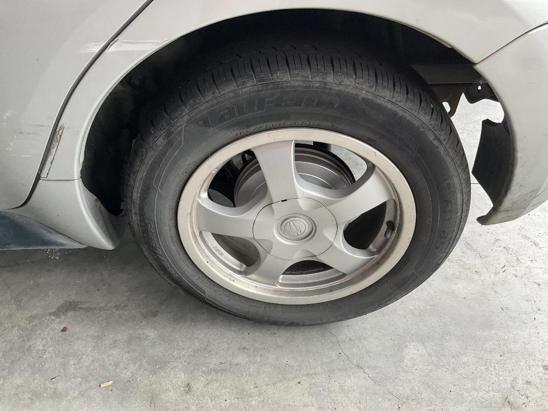 Photo '12' of Toyota IST Photo '12' of Toyota IST