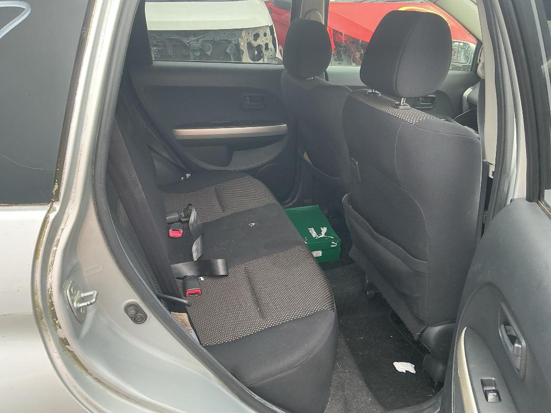 Photo '17' of Toyota IST