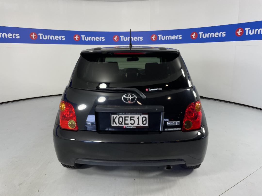 Photo '6' of Toyota IST