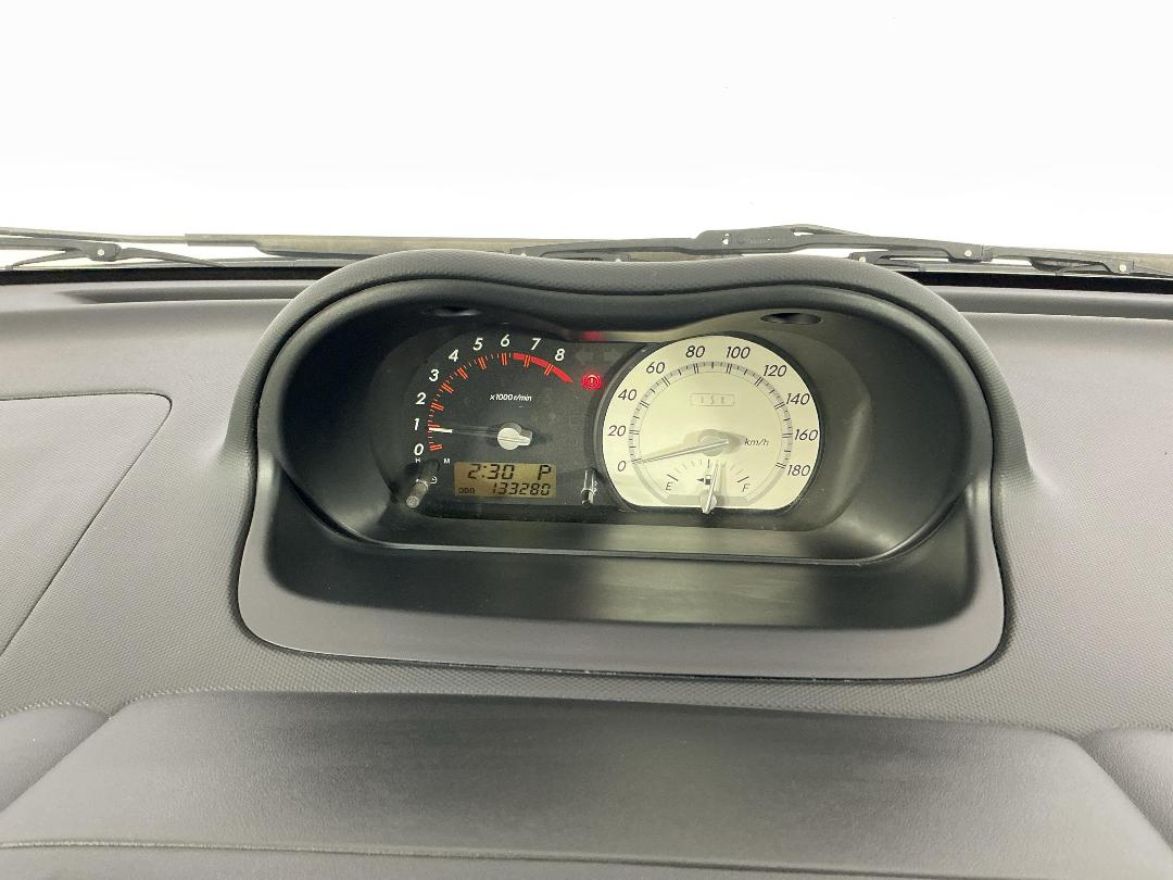 Photo '21' of Toyota IST