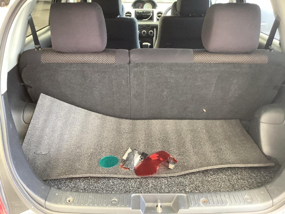 Photo '6' of Toyota IST Photo '6' of Toyota IST