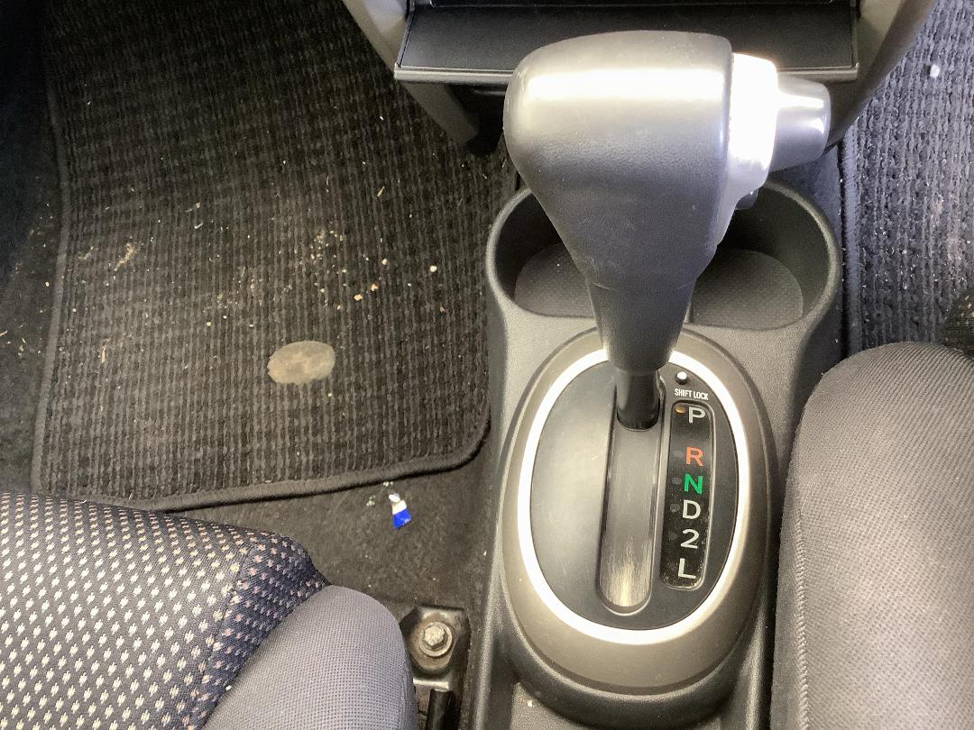 Photo '14' of Toyota IST Photo '14' of Toyota IST