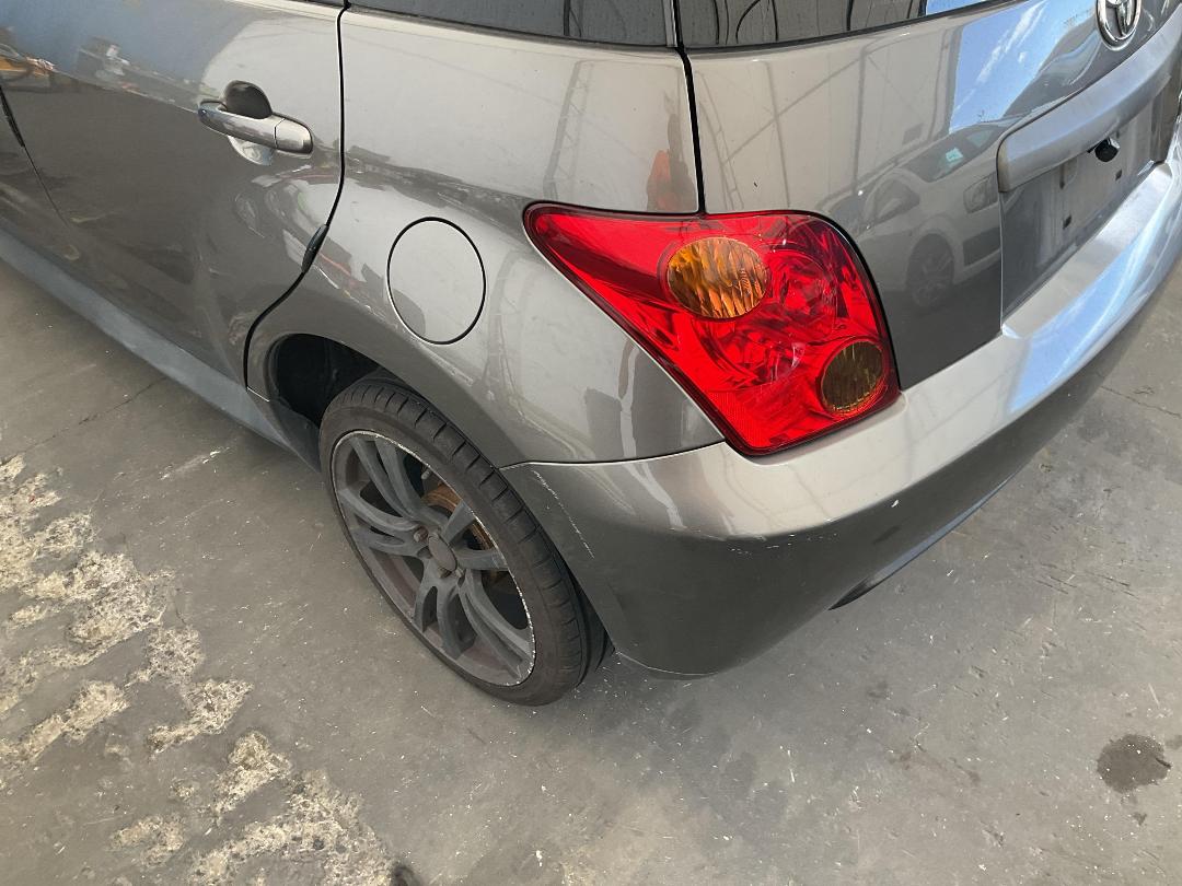 Photo '11' of Toyota IST Photo '11' of Toyota IST