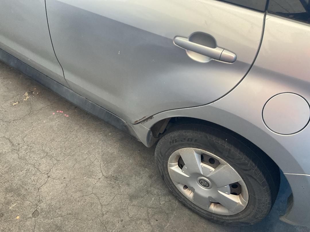 Photo '10' of Toyota IST Photo '10' of Toyota IST