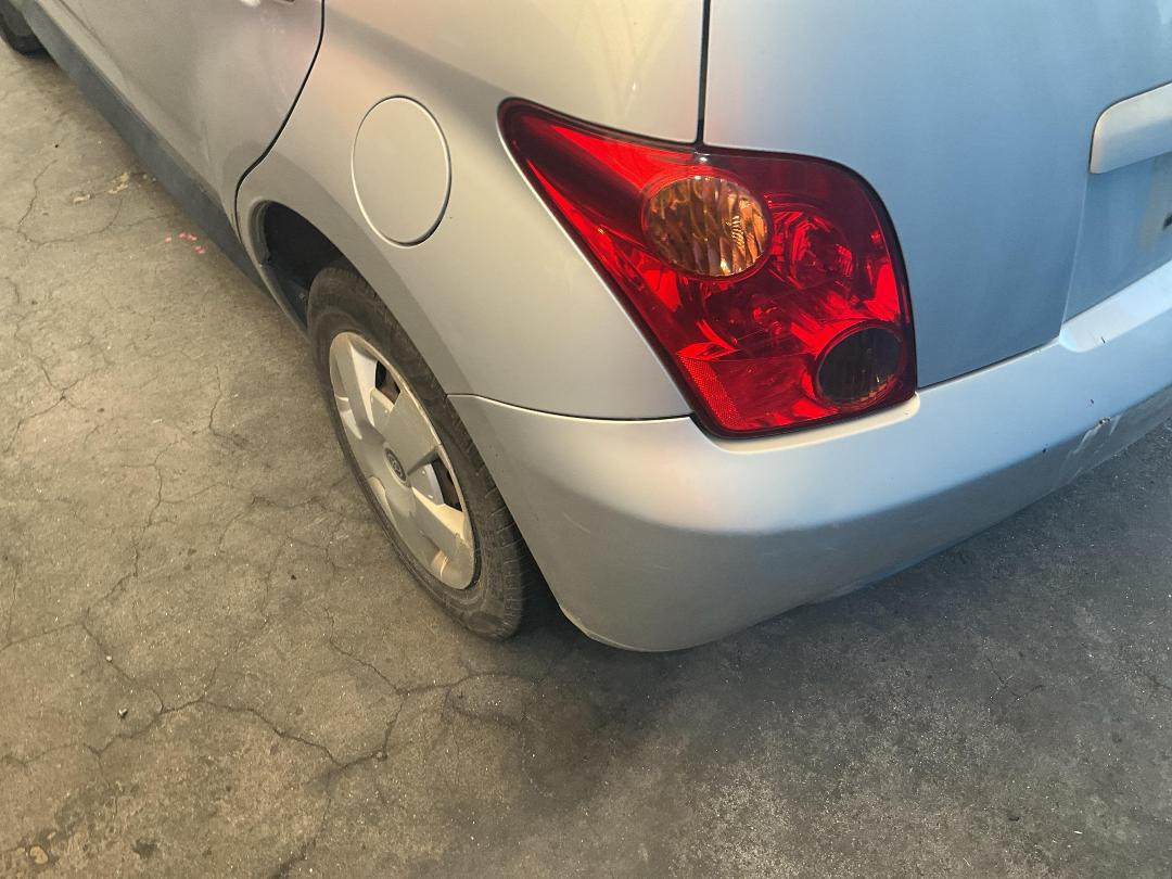 Photo '11' of Toyota IST Photo '11' of Toyota IST