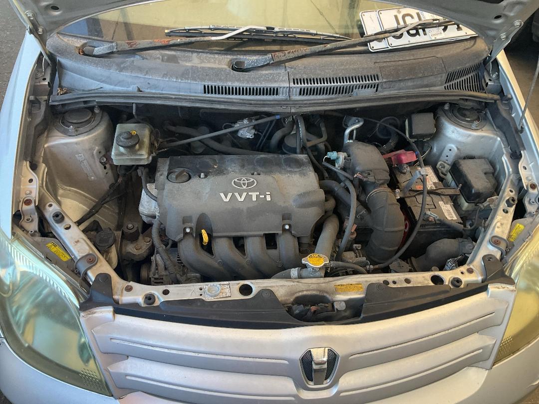 Photo '16' of Toyota IST Photo '16' of Toyota IST