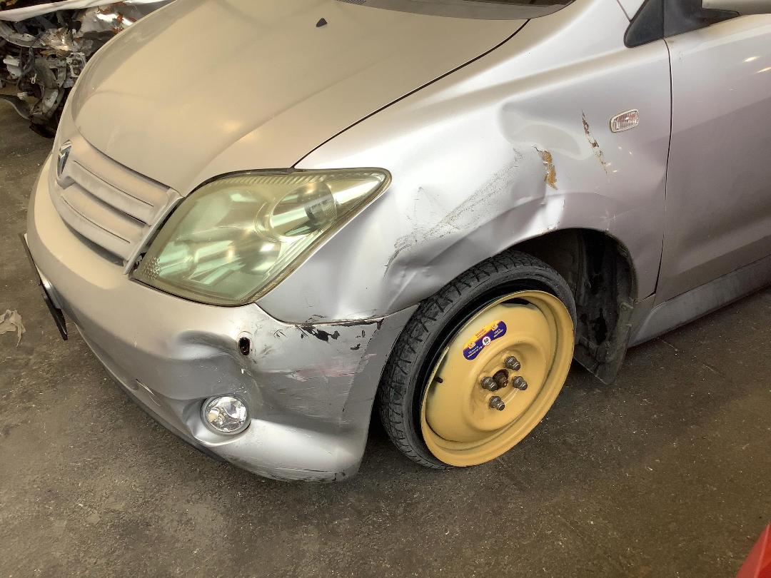 Photo '2' of Toyota IST Photo '2' of Toyota IST