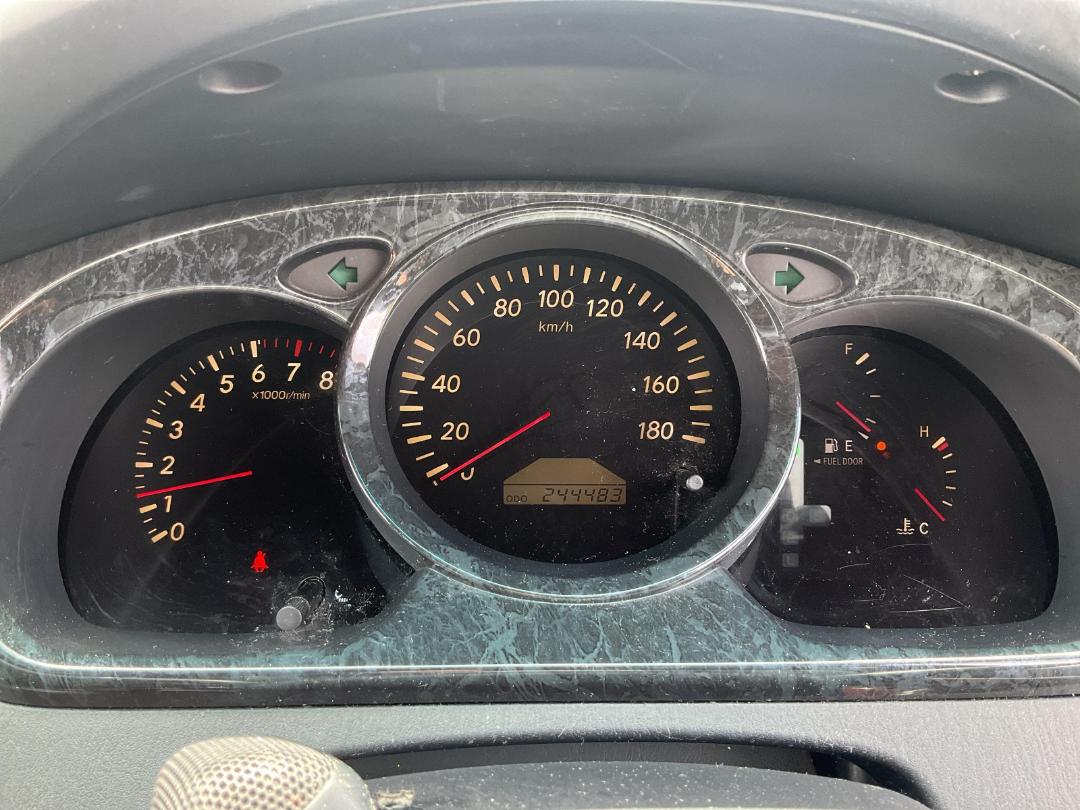 Photo '8' of Toyota Kluger Photo '8' of Toyota Kluger