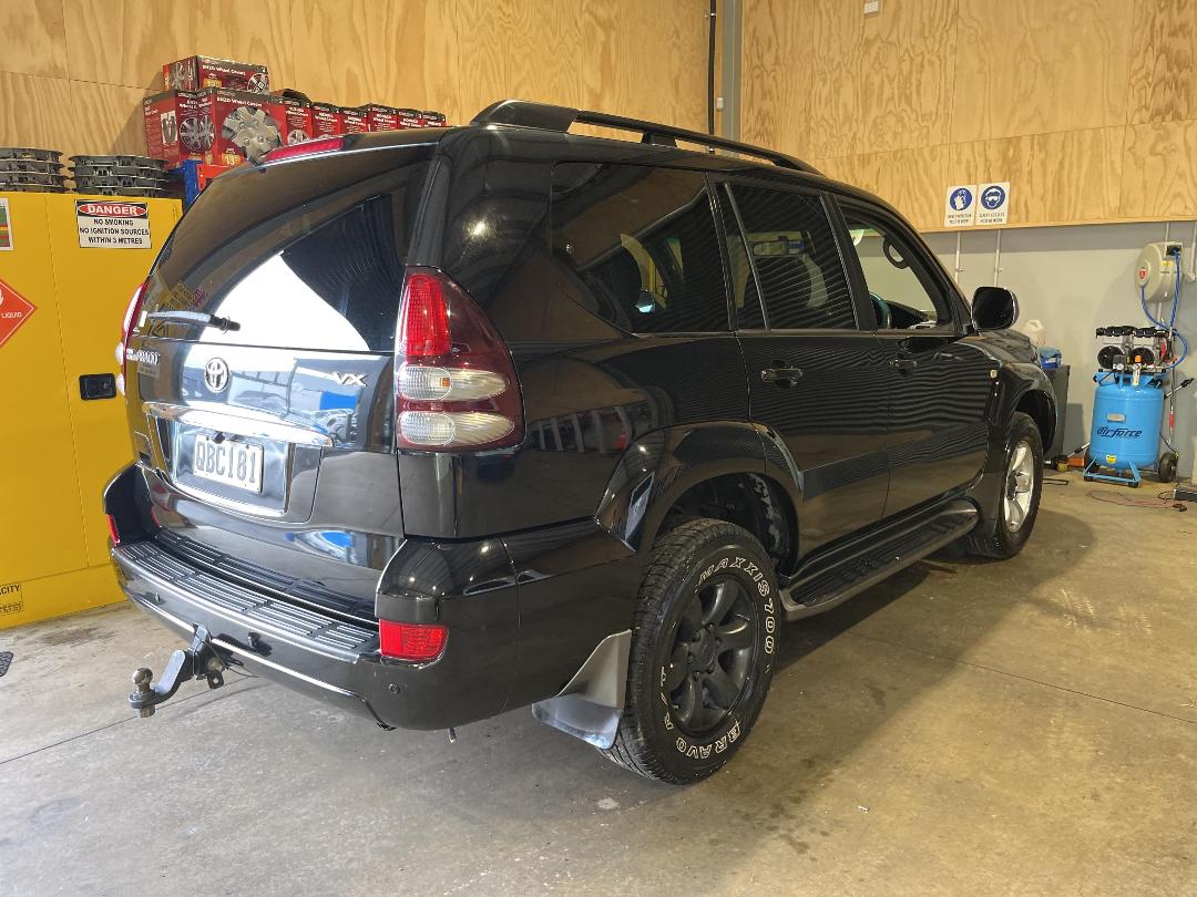 Photo '7' of Toyota Landcruiser Prado Photo '7' of Toyota Landcruiser Prado