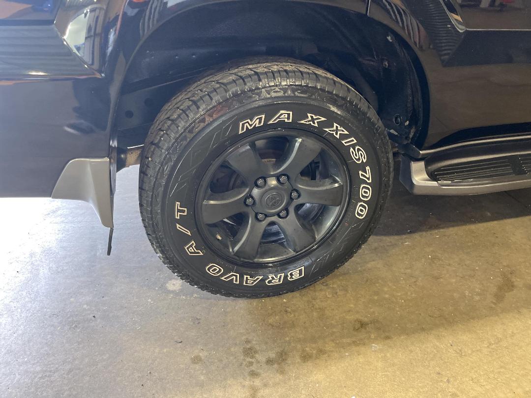 Photo '12' of Toyota Landcruiser Prado Photo '12' of Toyota Landcruiser Prado