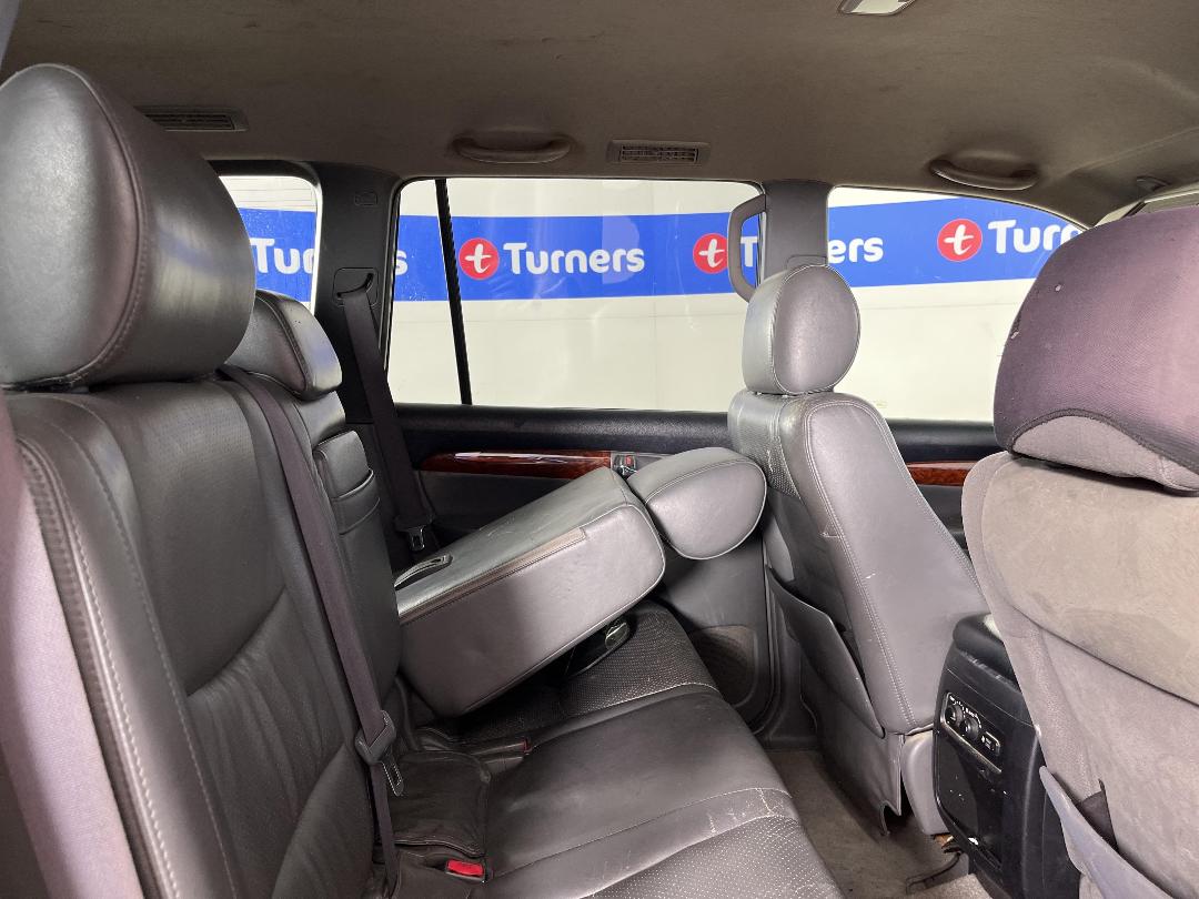 Photo '17' of Toyota Landcruiser Prado V6 VX