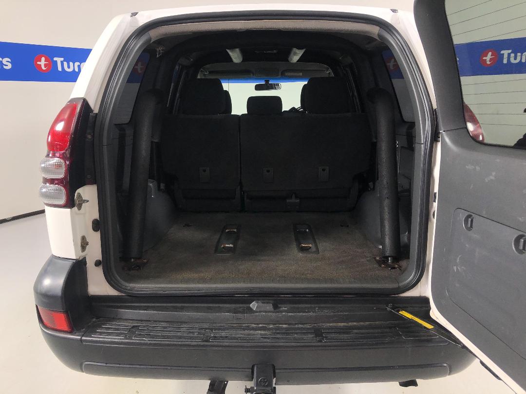 Photo '14' of Toyota Landcruiser Prado