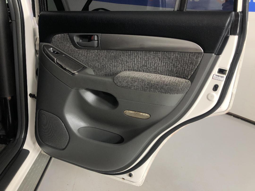 Photo '19' of Toyota Landcruiser Prado