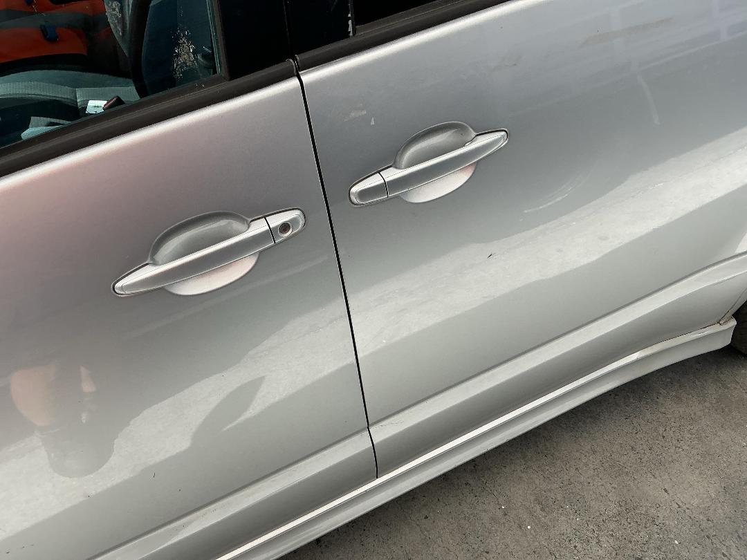 Photo '8' of Toyota Noah