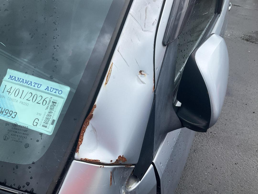 Photo '8' of Toyota Passo Photo '8' of Toyota Passo