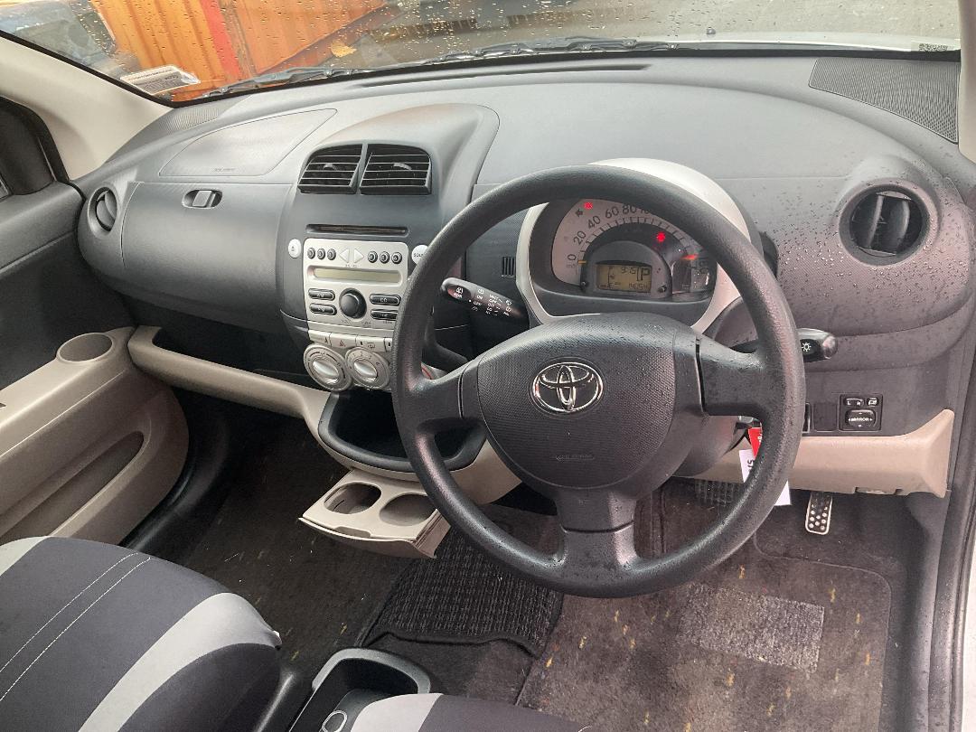 Photo '13' of Toyota Passo Photo '13' of Toyota Passo