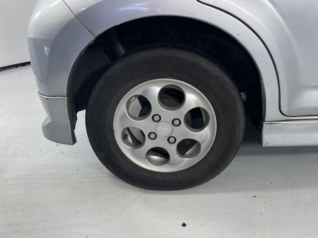 Photo '10' of Toyota Passo Photo '10' of Toyota Passo