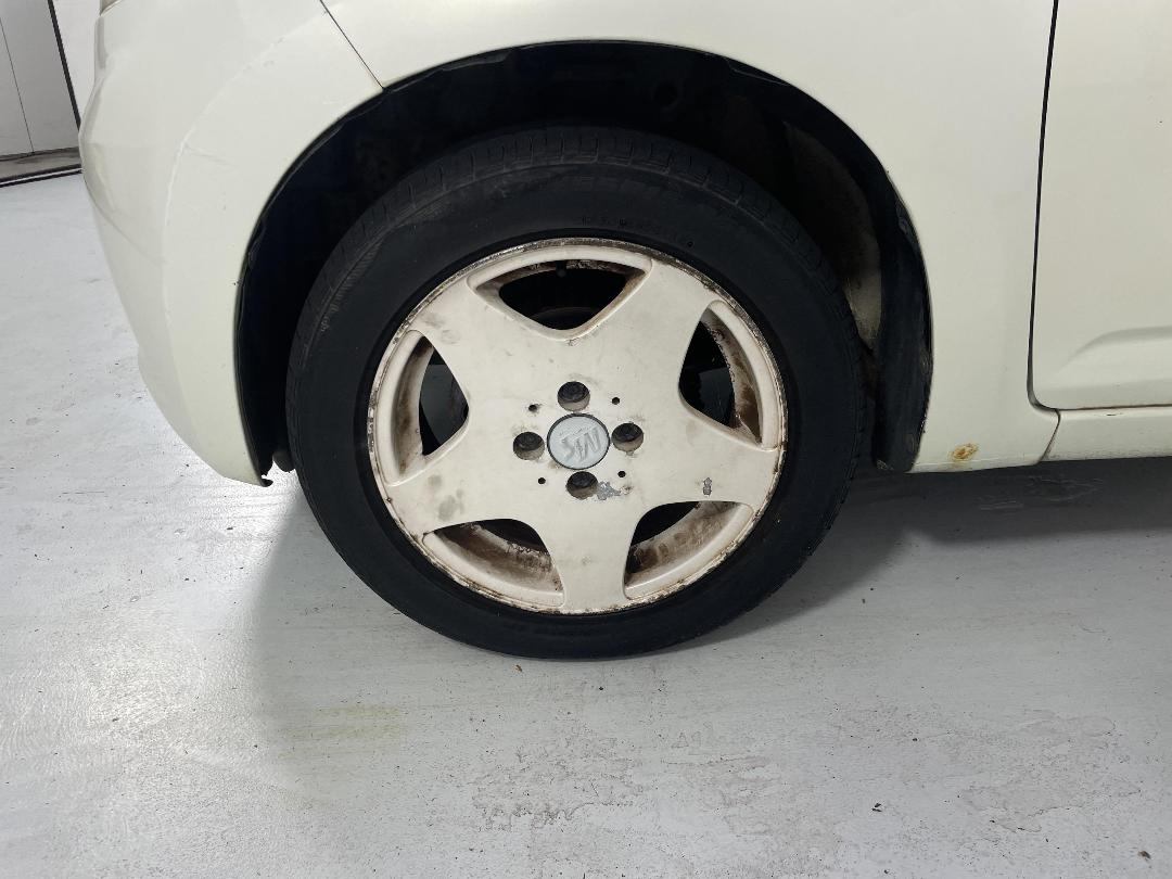 Photo '10' of Toyota Passo