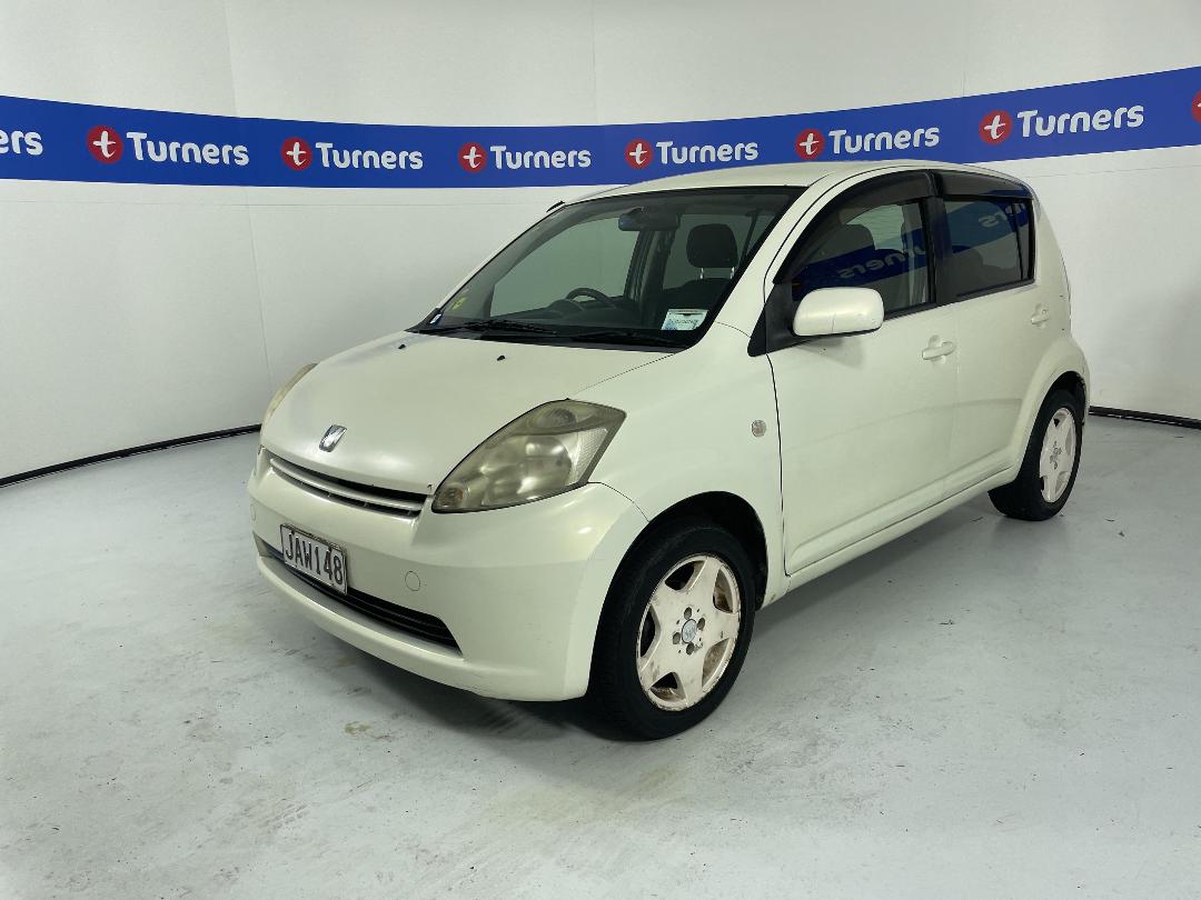 Photo '4' of Toyota Passo