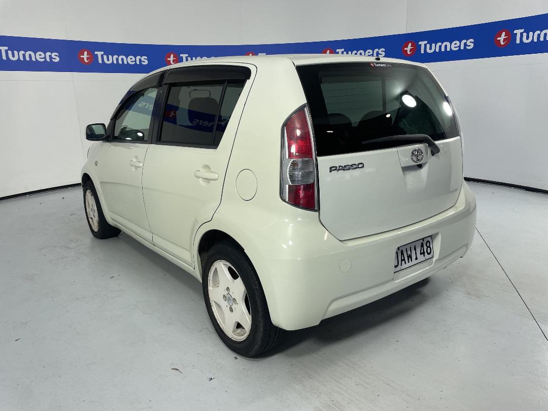 Photo '5' of Toyota Passo