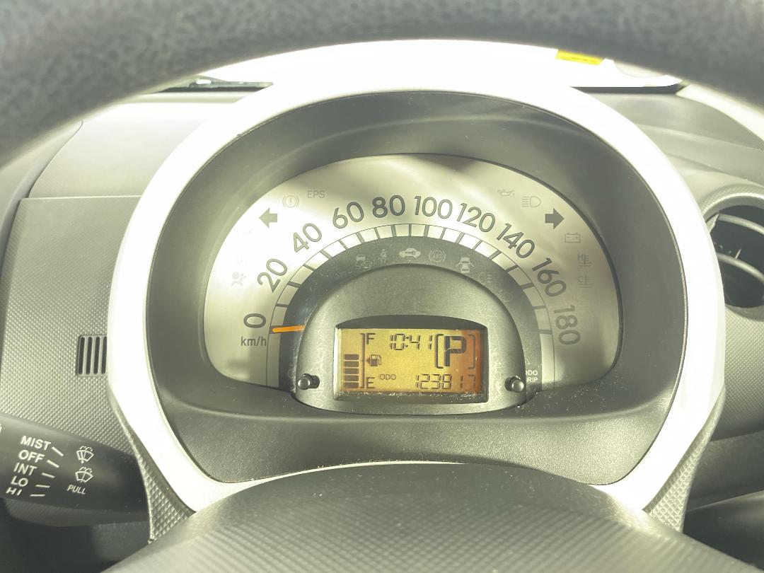 Photo '21' of Toyota Passo