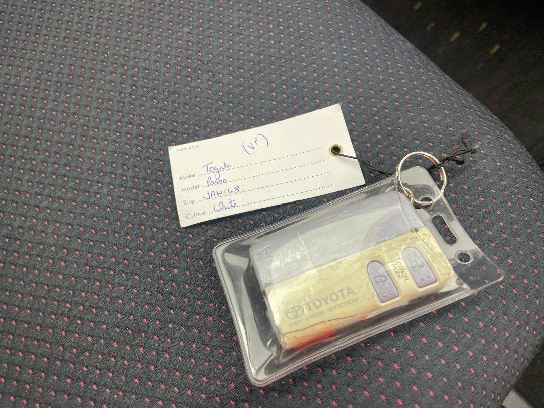 Photo '22' of Toyota Passo