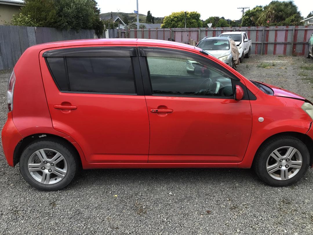 Photo '10' of Toyota Passo