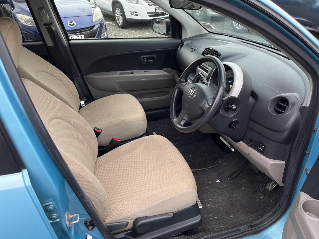 Photo '14' of Toyota Passo Photo '14' of Toyota Passo