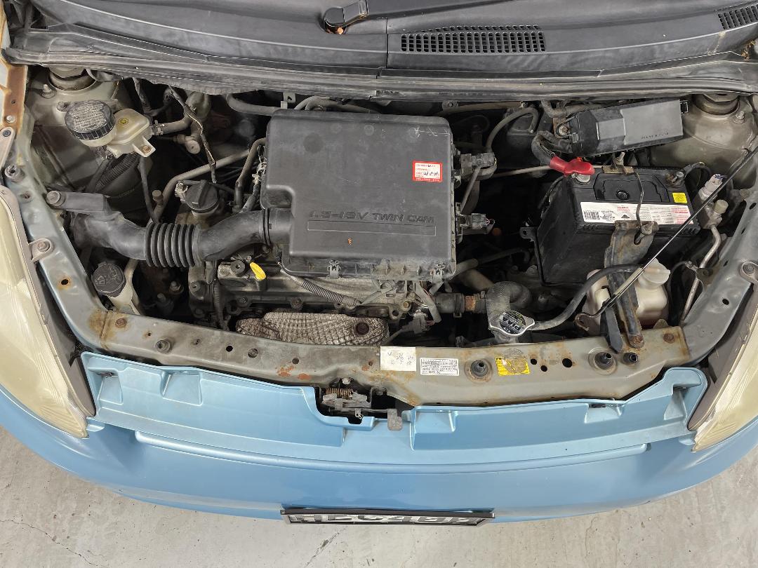 Photo '13' of Toyota Passo