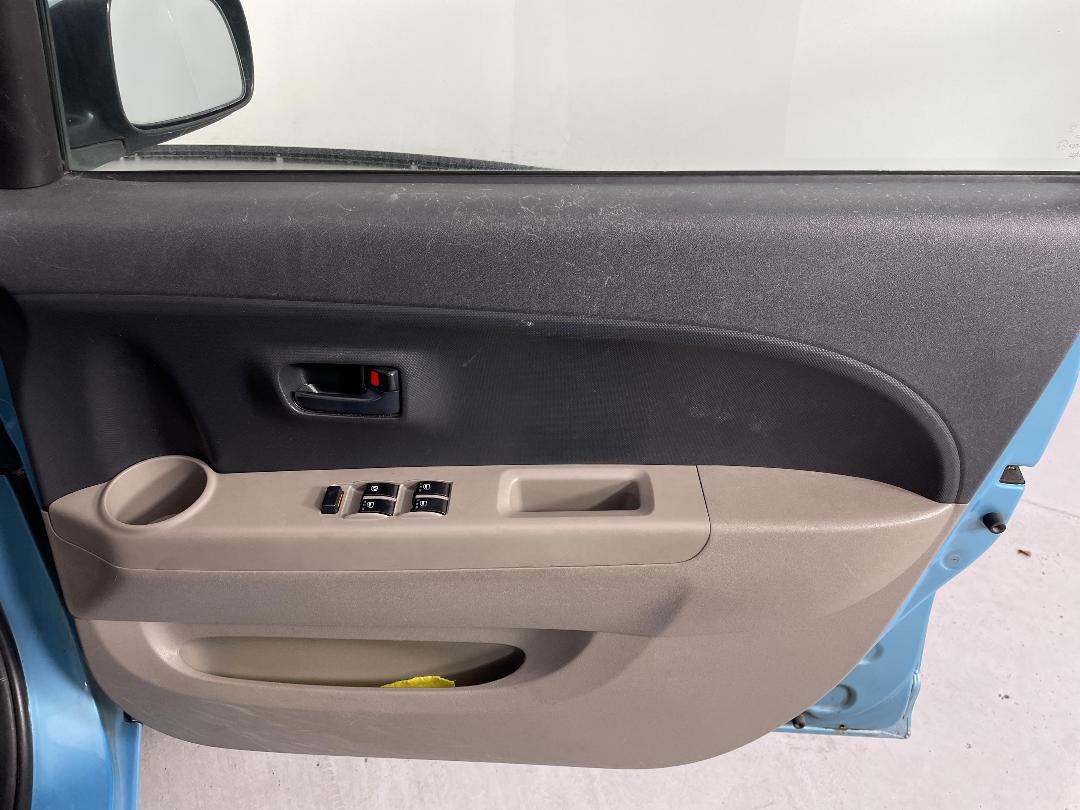 Photo '15' of Toyota Passo