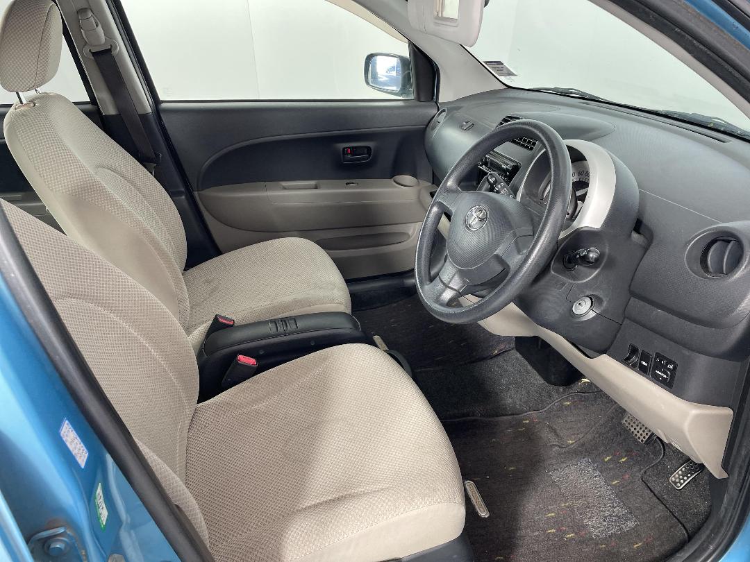 Photo '16' of Toyota Passo