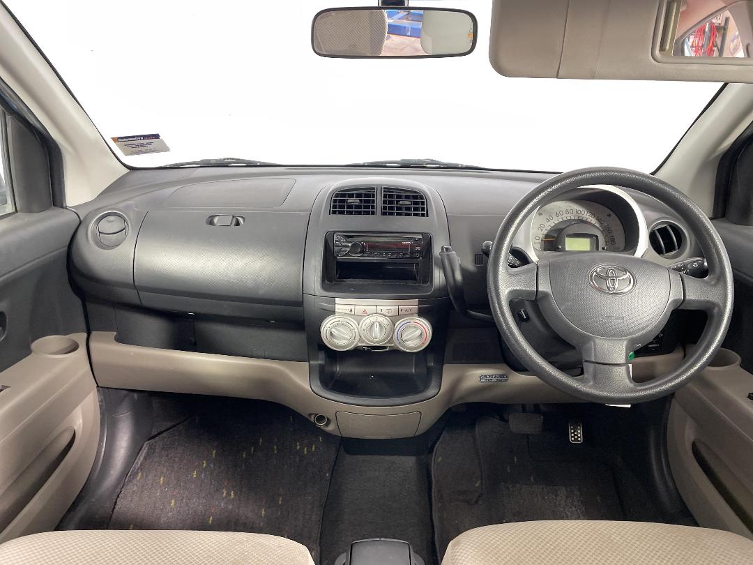 Photo '17' of Toyota Passo