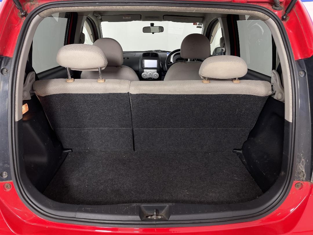 Photo '14' of Toyota Passo