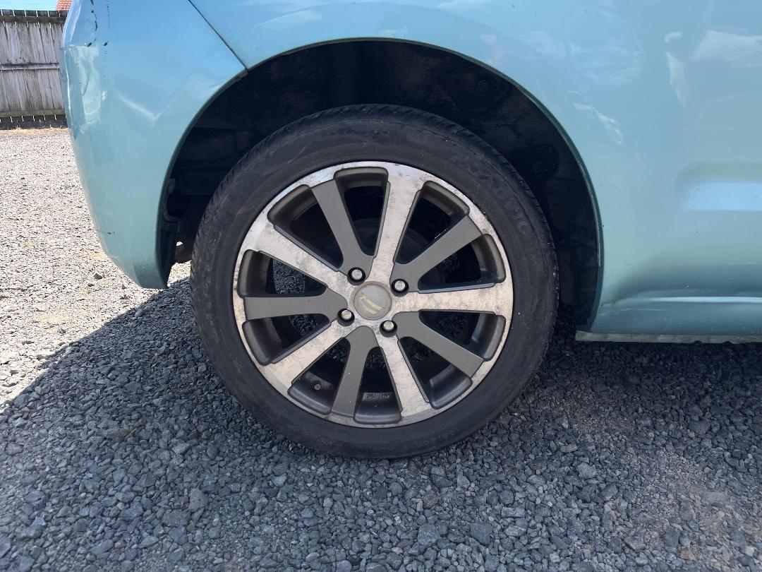 Photo '10' of Toyota Porte Photo '10' of Toyota Porte