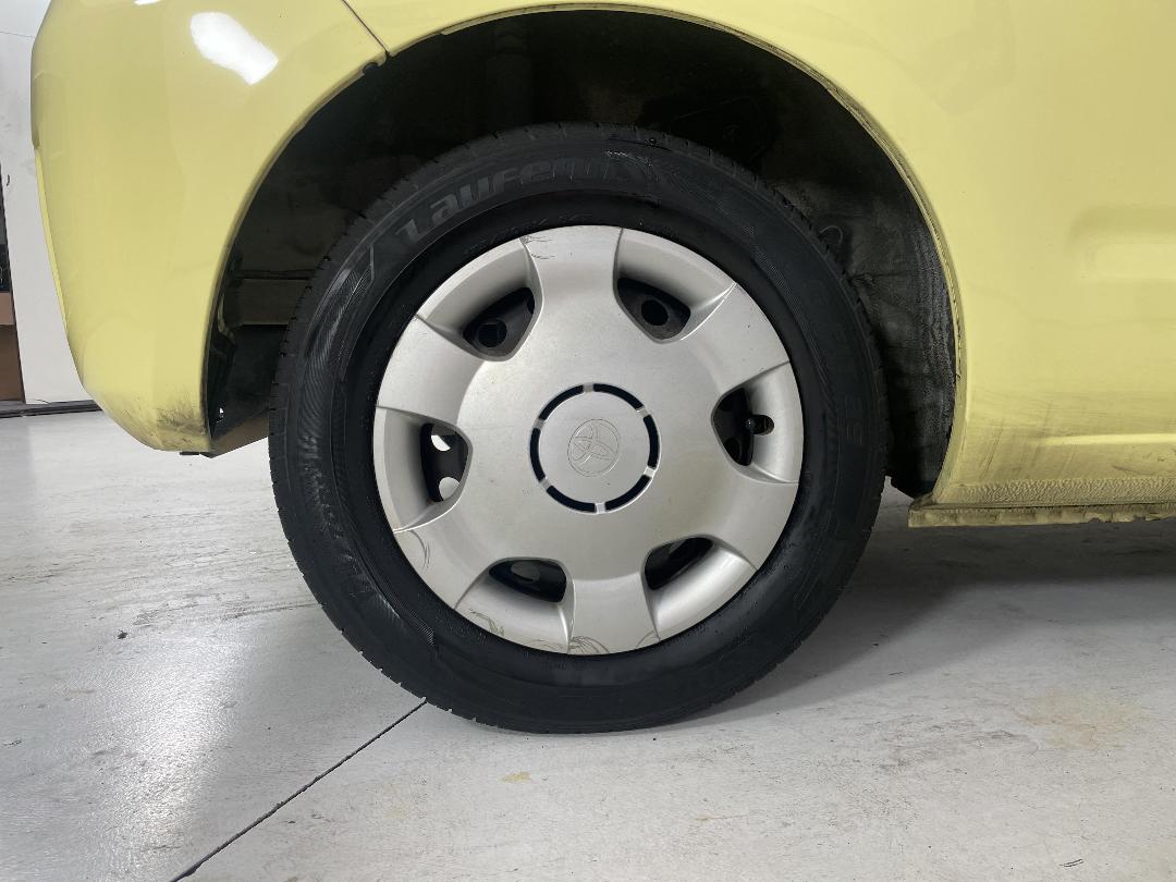 Photo '12' of Toyota Porte