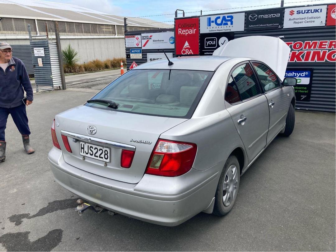 Photo '13' of Toyota Premio Photo '13' of Toyota Premio