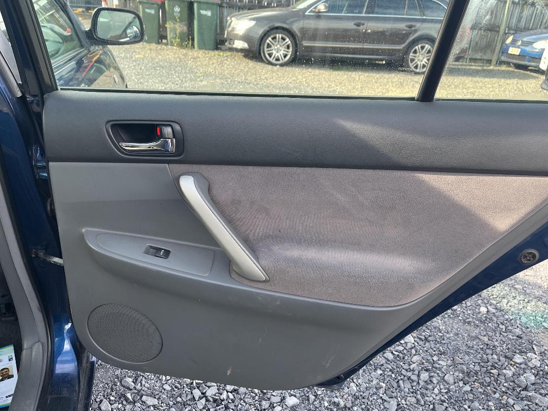 Photo '17' of Toyota Premio