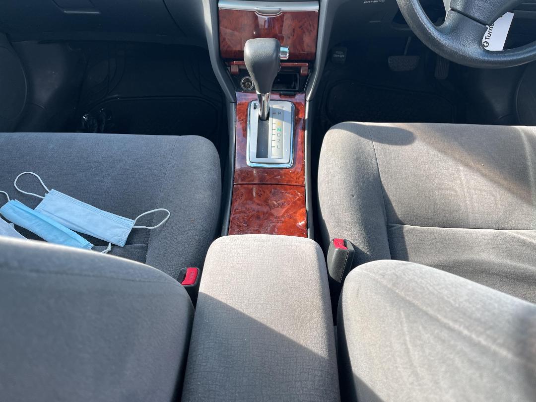 Photo '16' of Toyota Premio