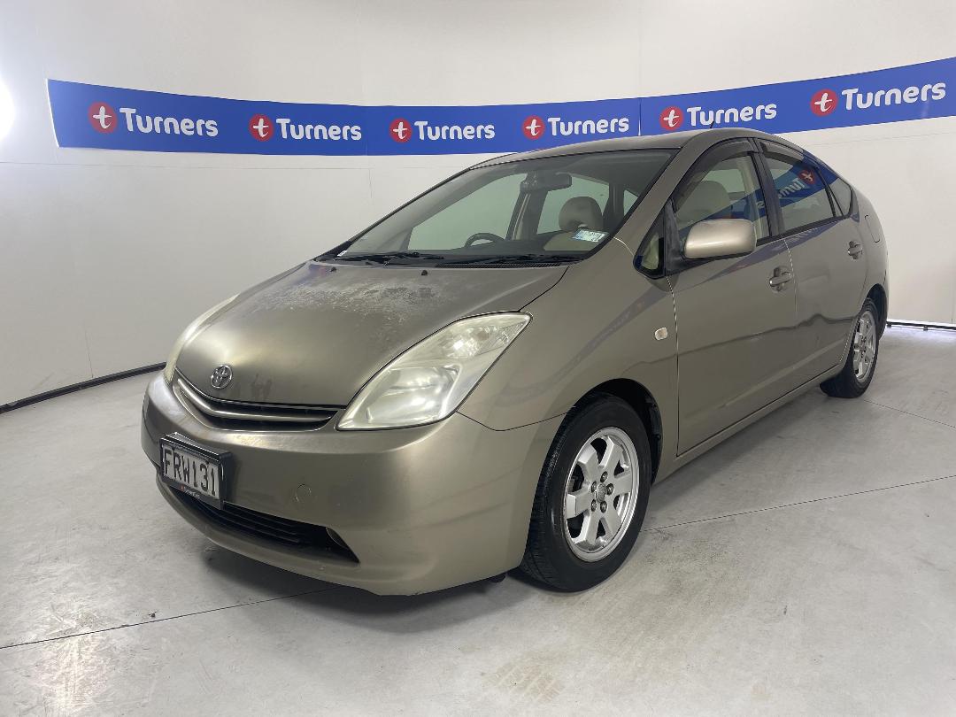 Photo '4' of Toyota Prius