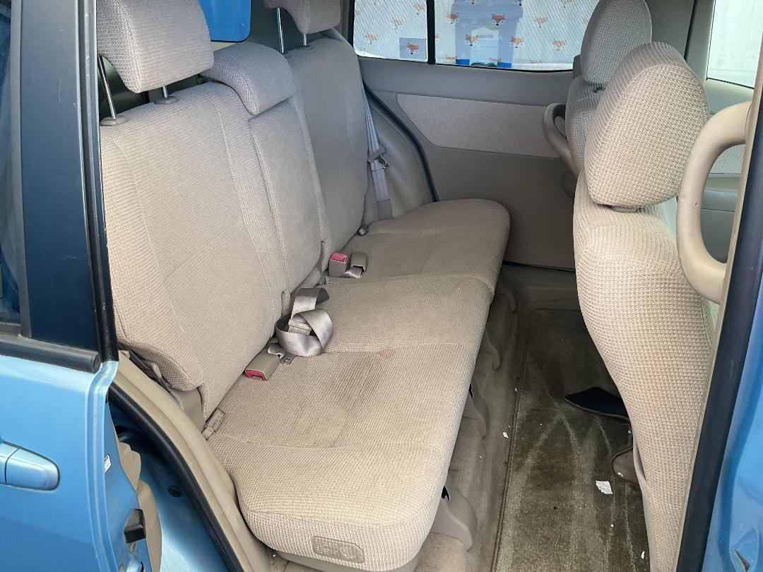 Photo '22' of Toyota Raum