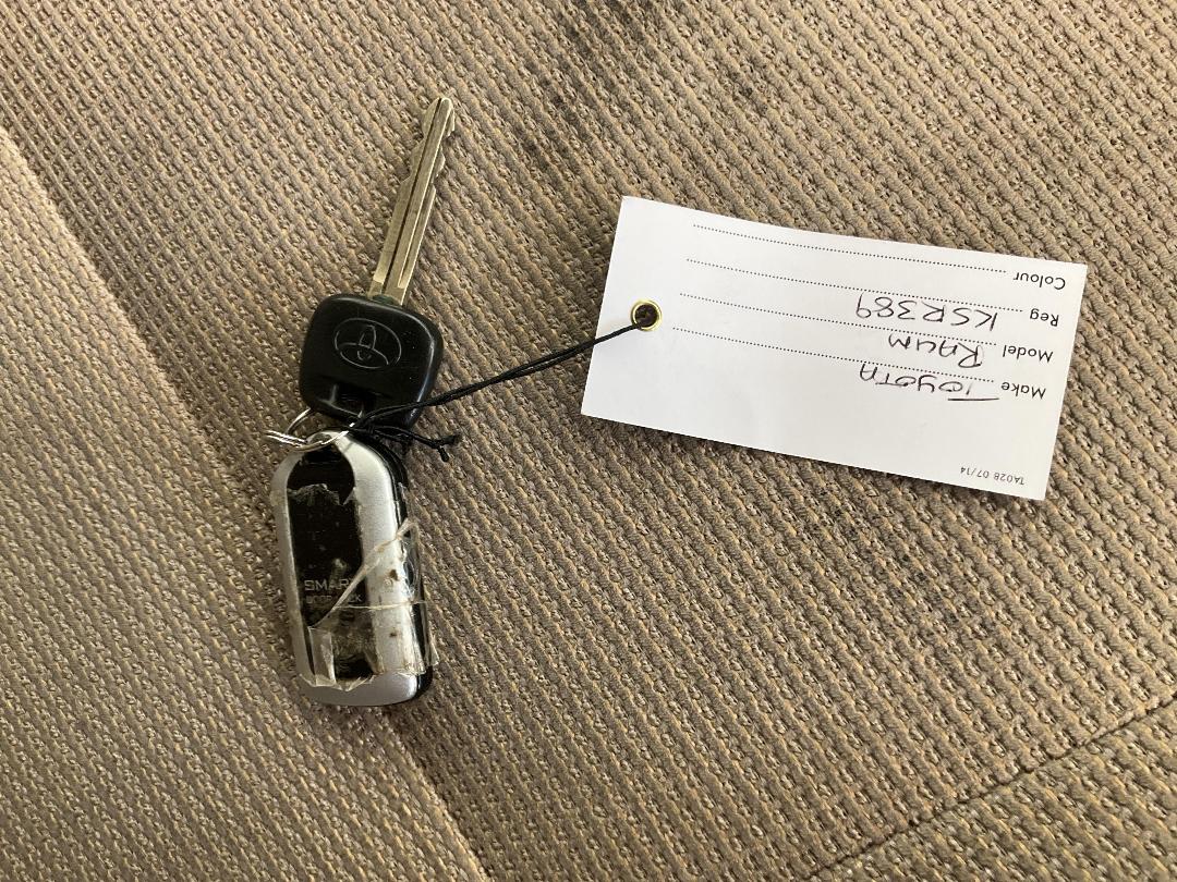 Photo '26' of Toyota Raum