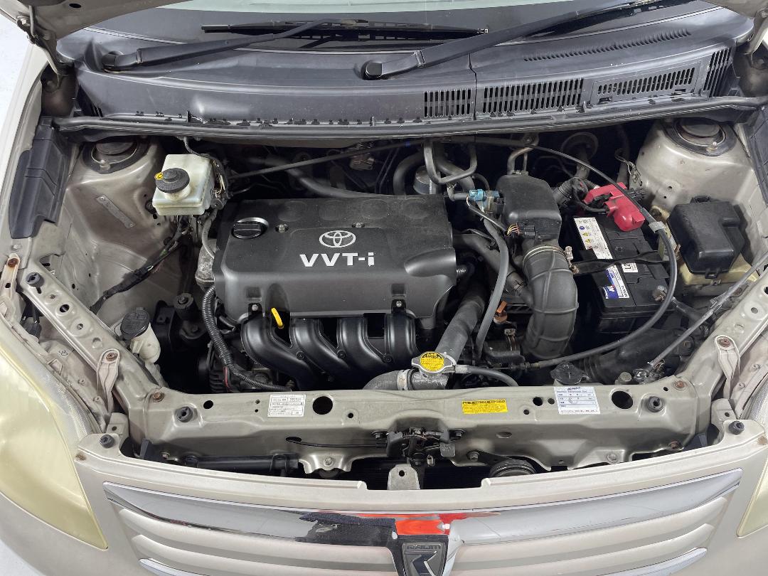 Photo '11' of Toyota Raum Photo '11' of Toyota Raum