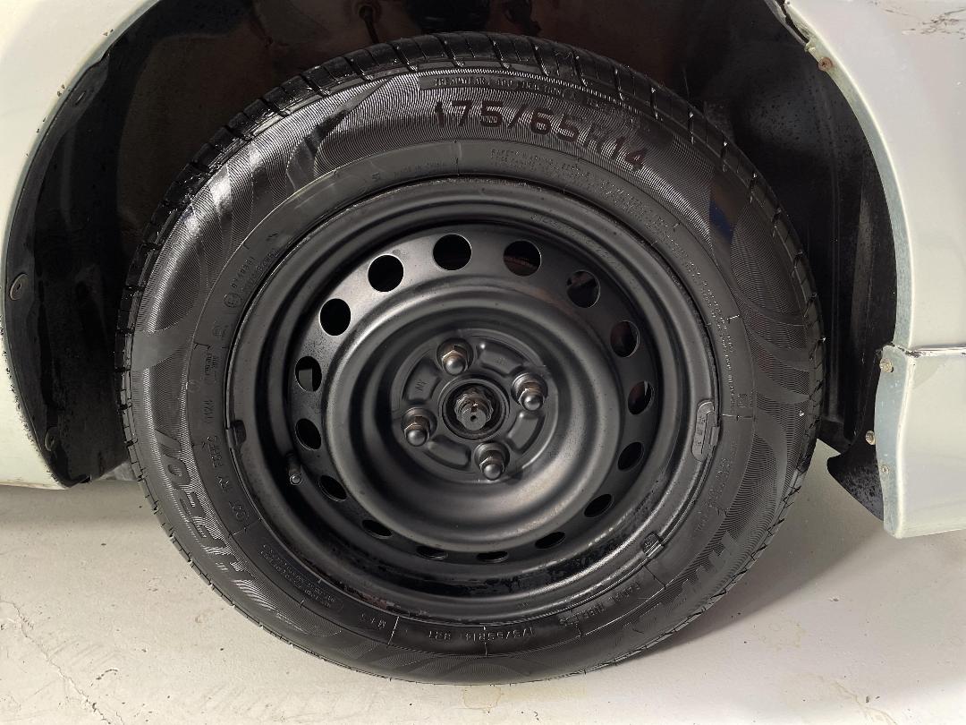 Photo '9' of Toyota Raum Photo '9' of Toyota Raum