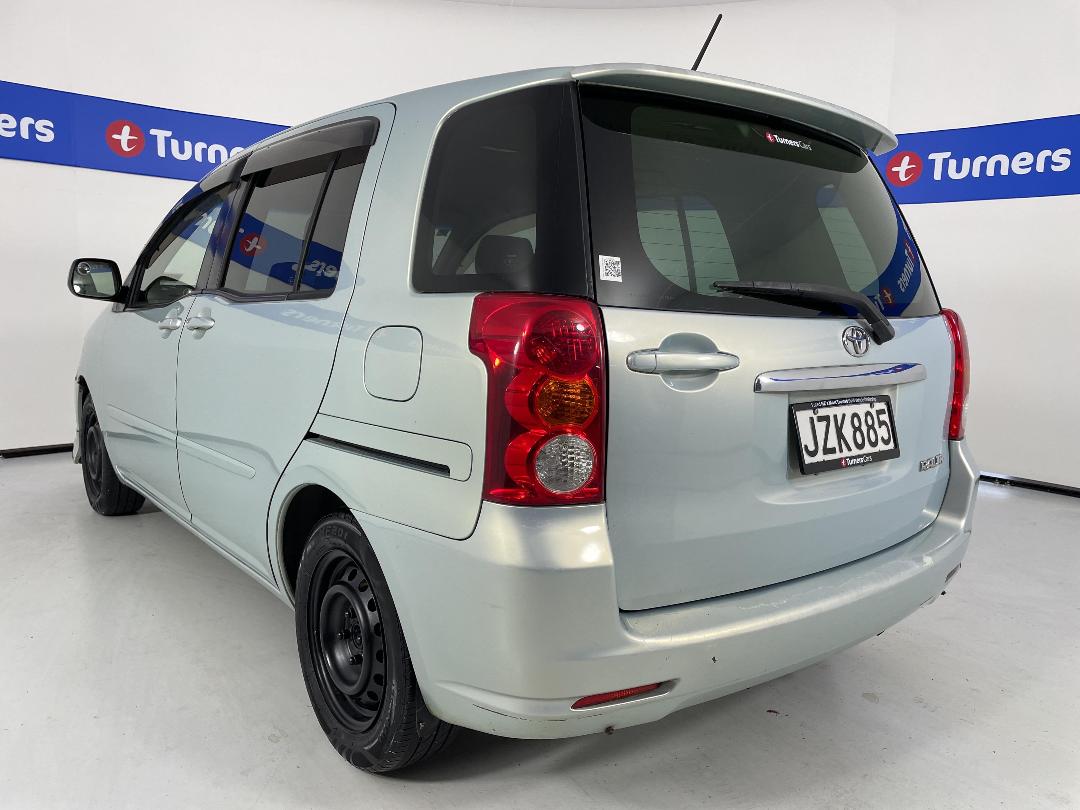 Photo '5' of Toyota Raum Photo '5' of Toyota Raum