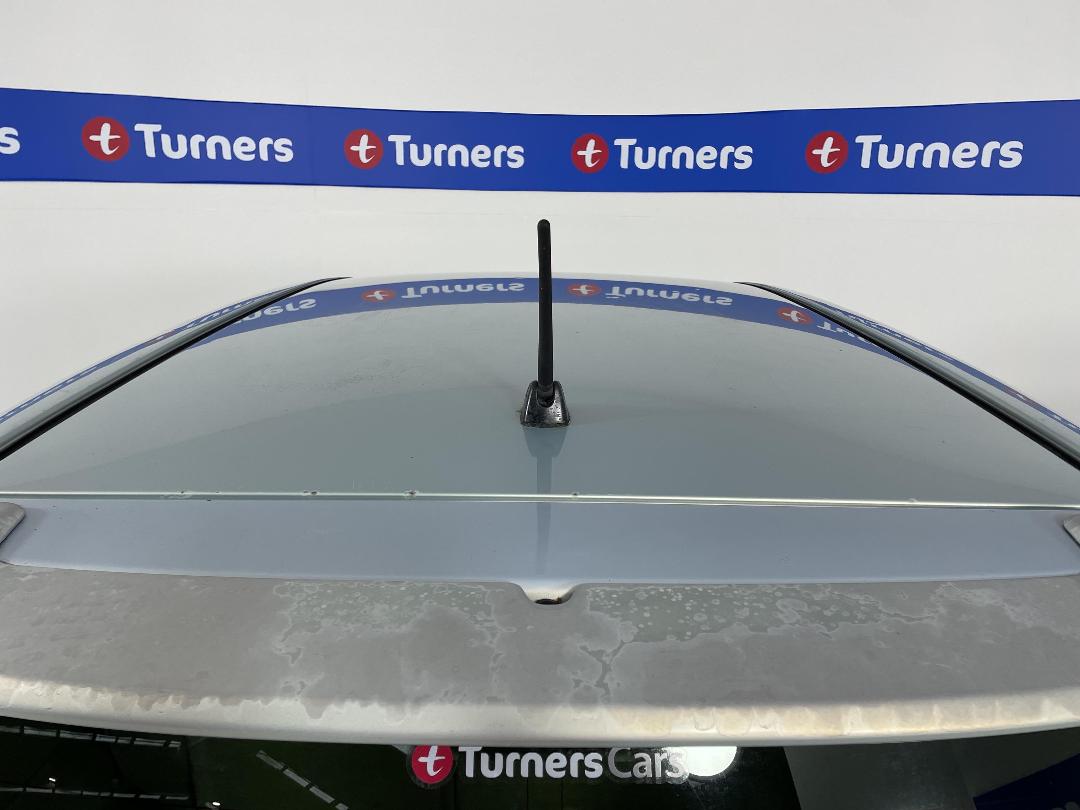 Photo '30' of Toyota Raum Photo '30' of Toyota Raum