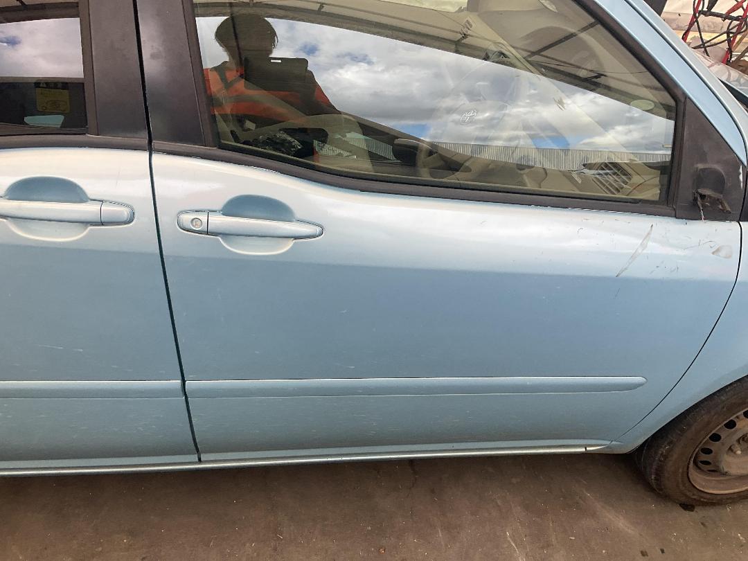 Photo '3' of Toyota Raum Photo '3' of Toyota Raum