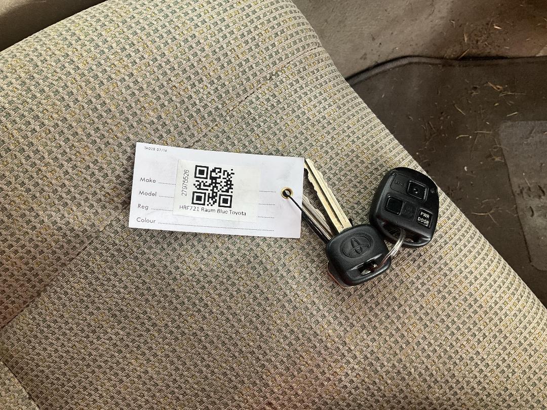 Photo '17' of Toyota Raum Photo '17' of Toyota Raum