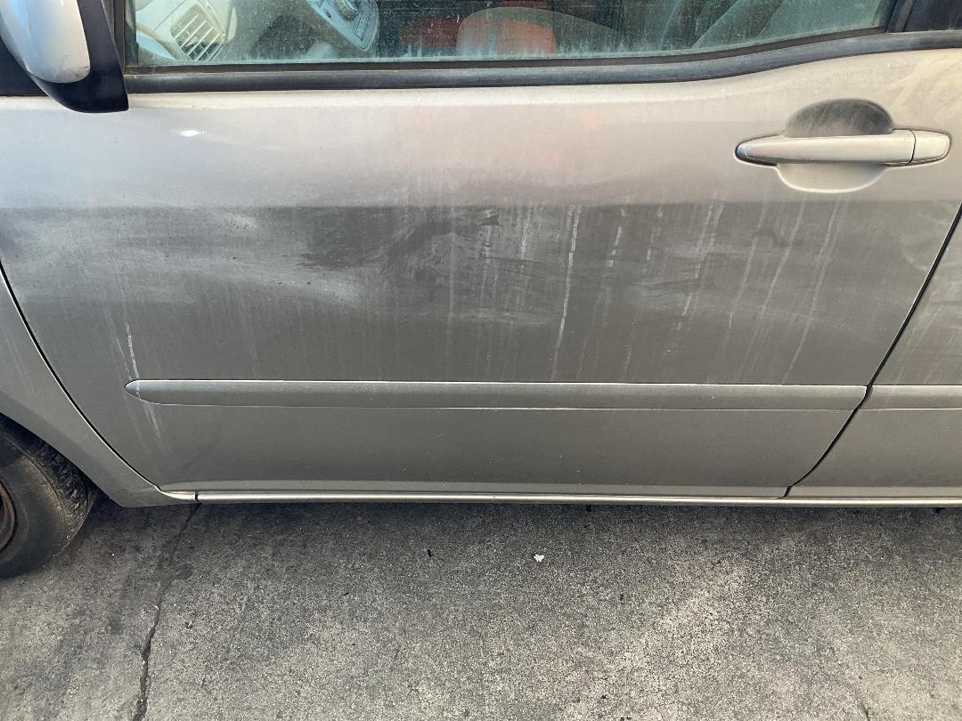 Photo '9' of Toyota Raum Photo '9' of Toyota Raum