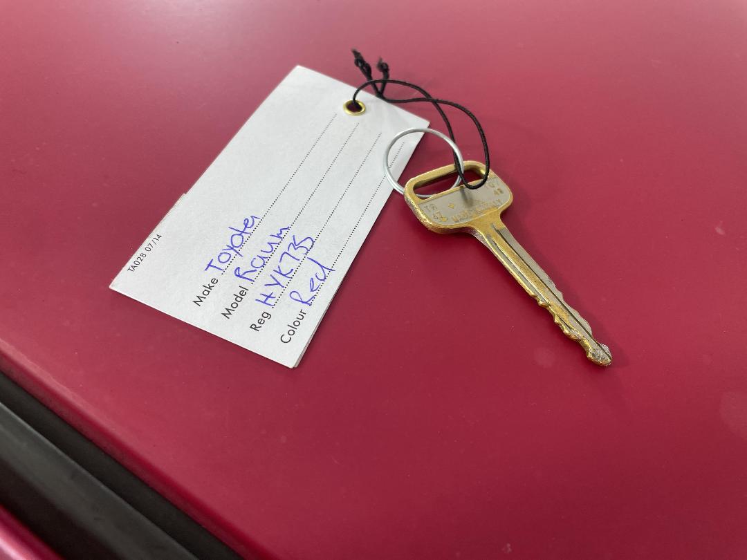 Photo '21' of Toyota Raum